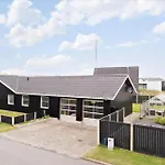 بيت للعطل 70782-ulfborg-hjelmevej-2 *